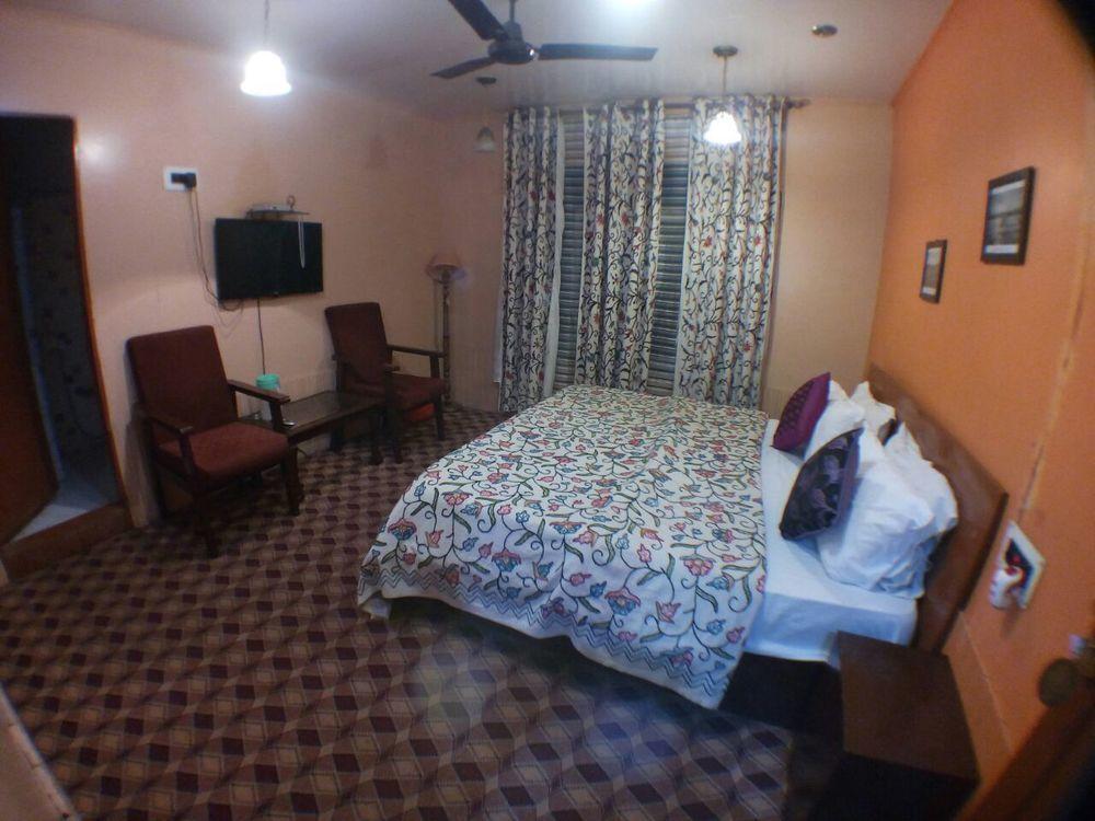 Dal View Resort Srīnagar Extérieur photo