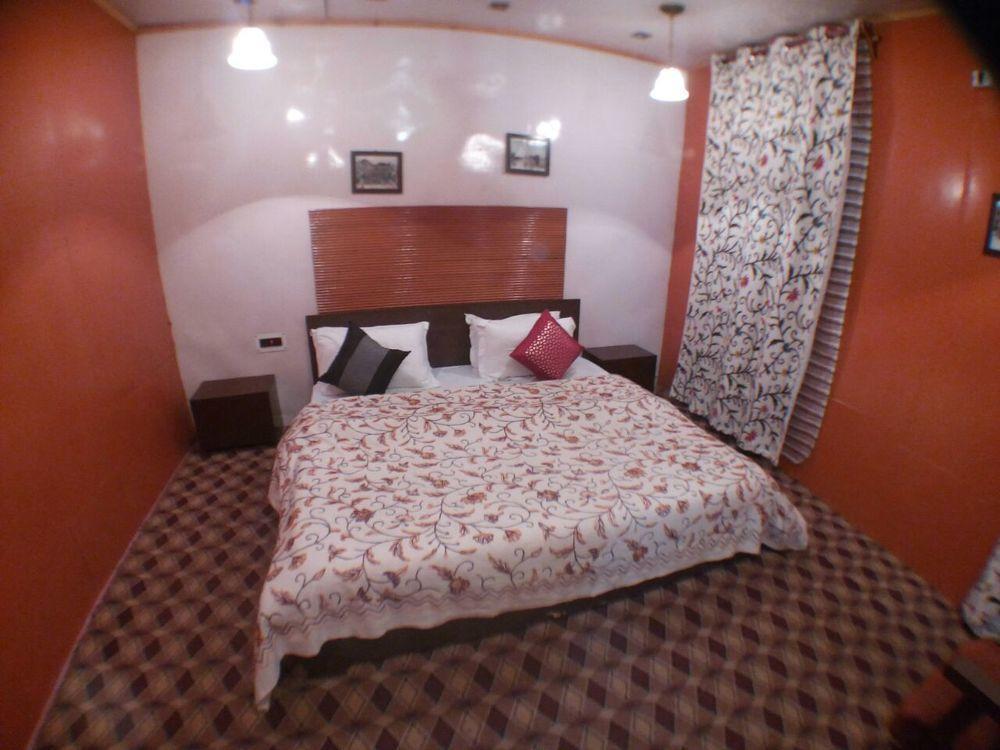 Dal View Resort Srīnagar Extérieur photo