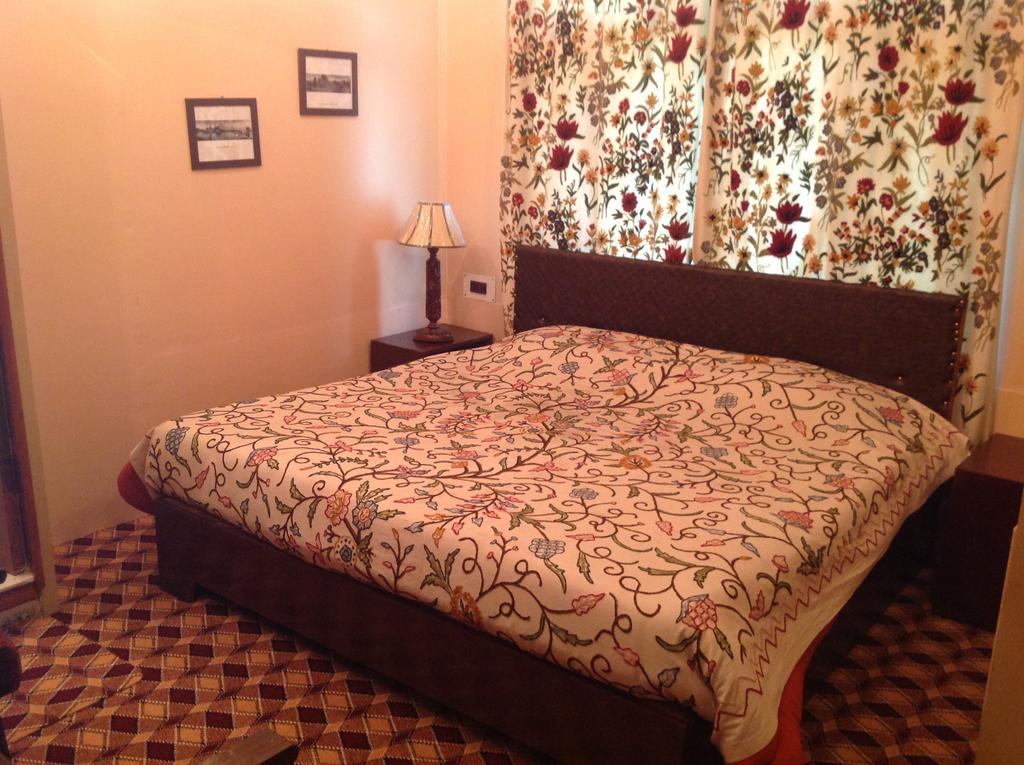 Dal View Resort Srīnagar Extérieur photo